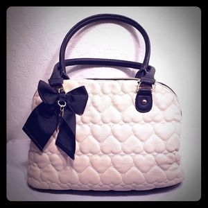 💋Betsey Johnson black & white purse 👜